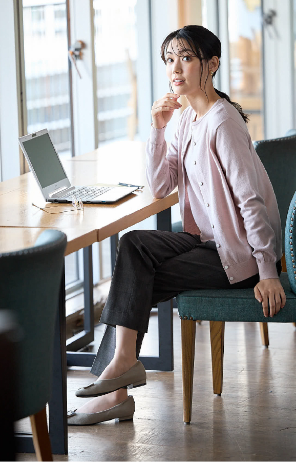 抗ピルクルーネックカーディガン 抗ピルクルーネックニット T/Rトロタックテーパードパンツ