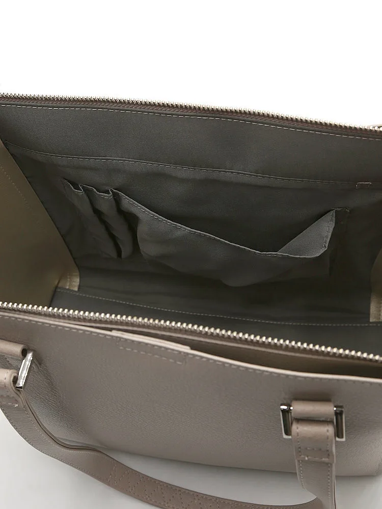 ブラック 【INDIVI】トートバッグ 3層収納 持ちやすい ブラック