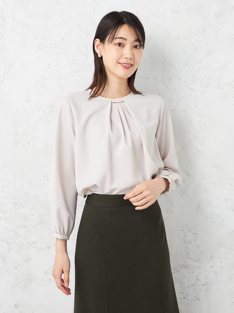 【SOFFICEBEAUTYVEIL】バー付きフロントタックブラウスＵＶ加工通年