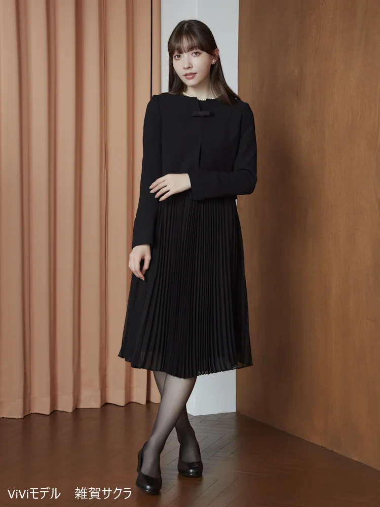 【ネックレス付き】フォーマルアンサンブルプリーツワンピース(慶弔両用)/ノーカラージャケット黒無地ViVi通年【レディース】