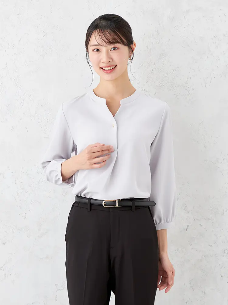 【SOFFICE】キーネックゴールドパーツブラウスカットソー通年