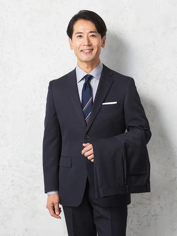 【ピンキー】２パンツポリエステル100スーツ２つボタンストライプ上下ウォッシャブルノータック通年