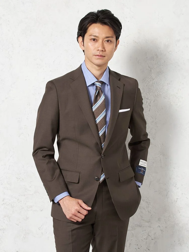 ほぼ未使用　バーバリーズ　ベージュ　ウール　ダブル　ピークドラペル　スーツ UNISEX》【LIMITED EDITION】Dress-Over Peaked Lapel Semi